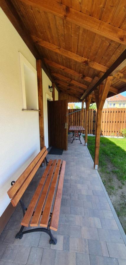 Dom W Miescie Reszel Villa Exterior foto